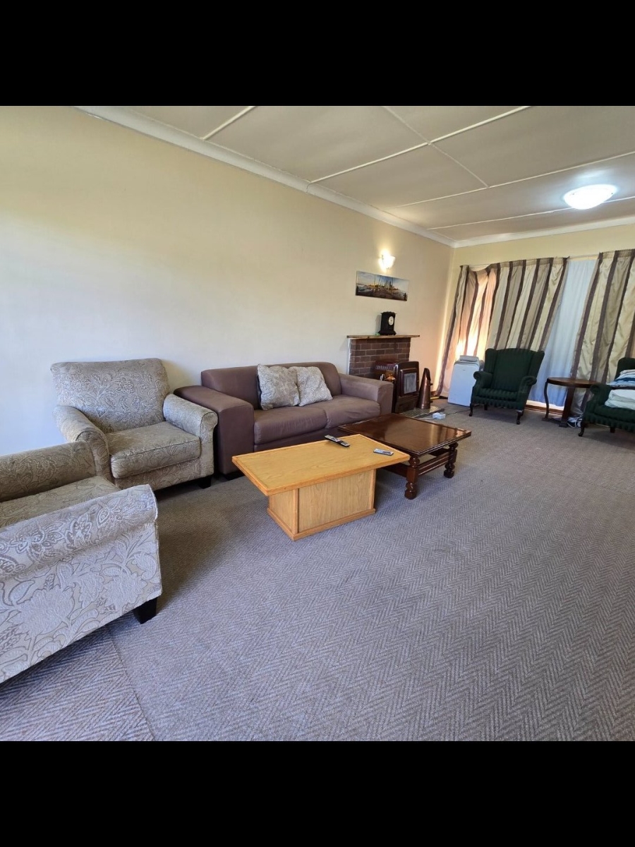 4 Bedroom Property for Sale in Brandwag Free State